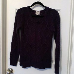 NAVY BLUE CABLE SWEATER